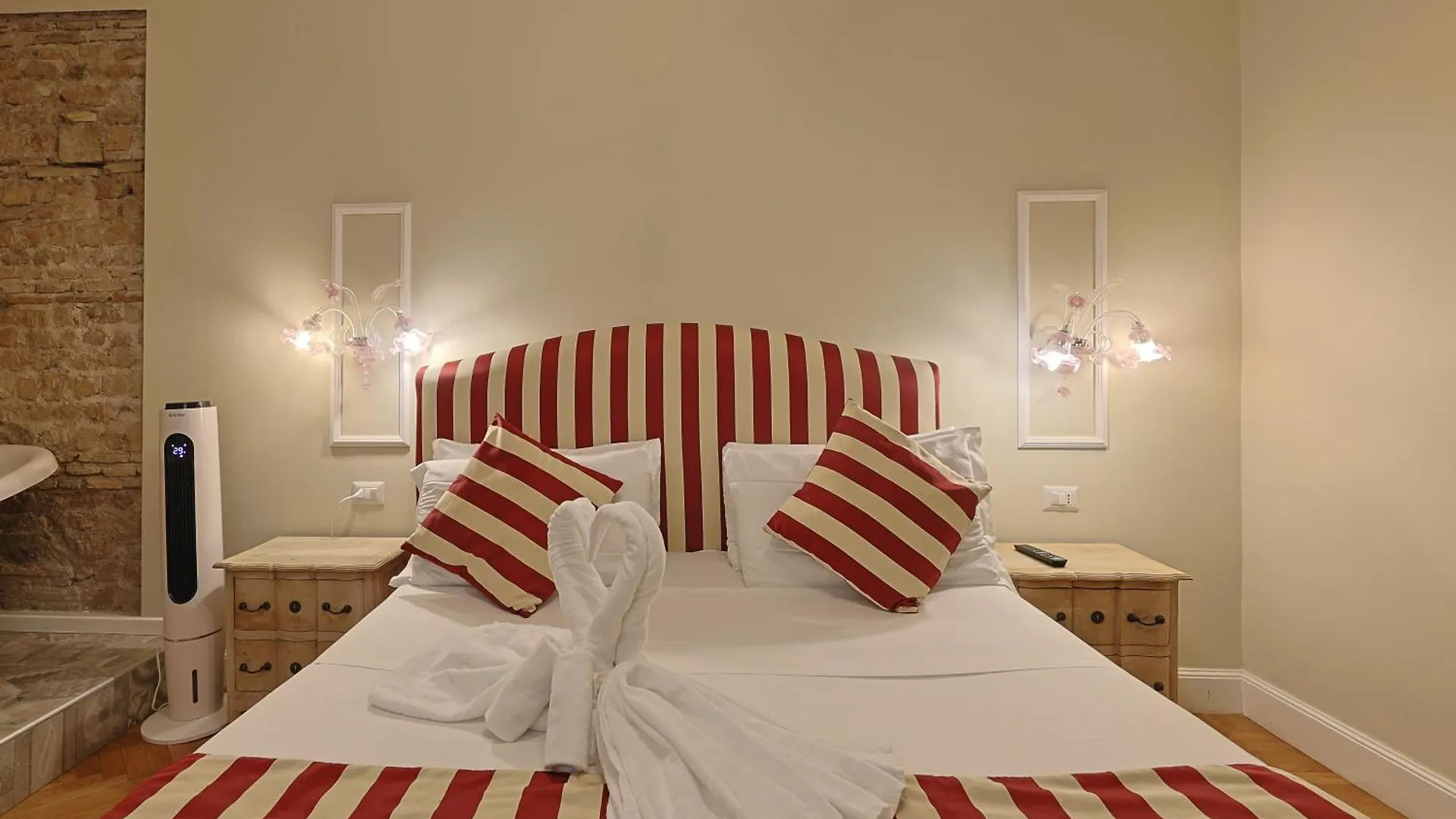 Art House Relais56 Luxury Rooms Nuova Gestione Rome Guest house