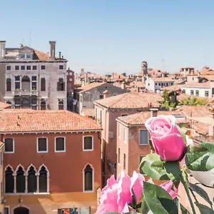 Palace Tintoretto By Wonderful Italy Veneza
