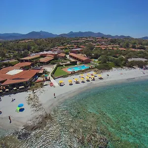 https://hotel-lesagono.in-sardinia.net
